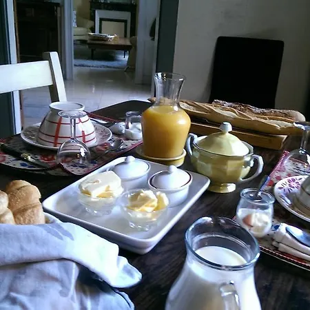 D'hotes A Buglose Bed & Breakfast 3*